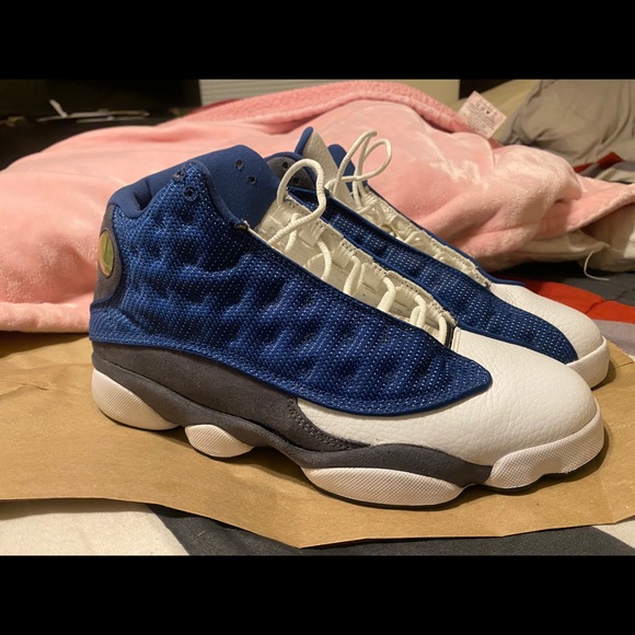 2010 Flint 13s
Size 8.5
Worn less than 10 times - Picture 2 of 4